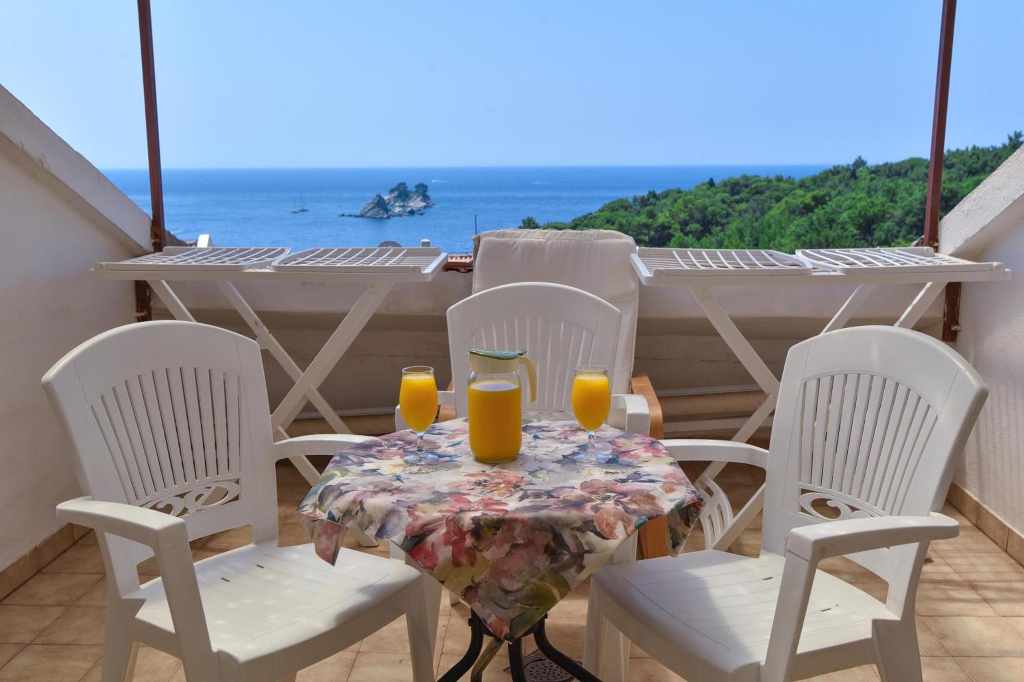 Vila Apartments Lidija Petrovac Exterior photo